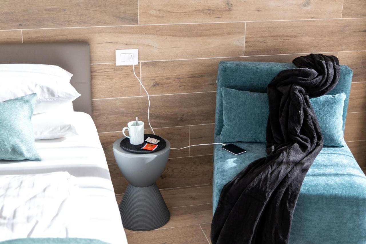 Boutique Apartments By Annalisa Torbole Sul Garda Eksteriør billede