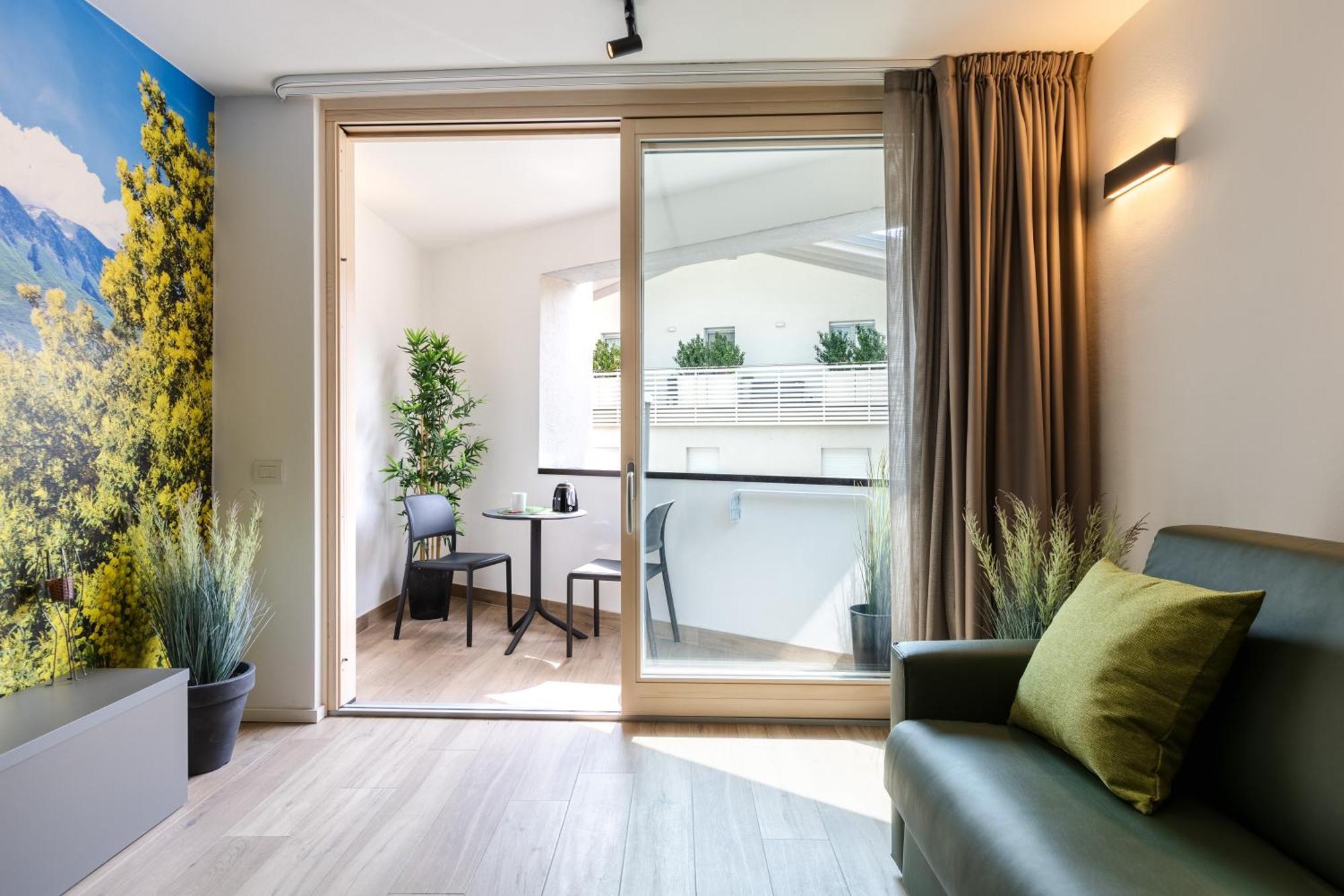 Boutique Apartments By Annalisa Torbole Sul Garda Eksteriør billede