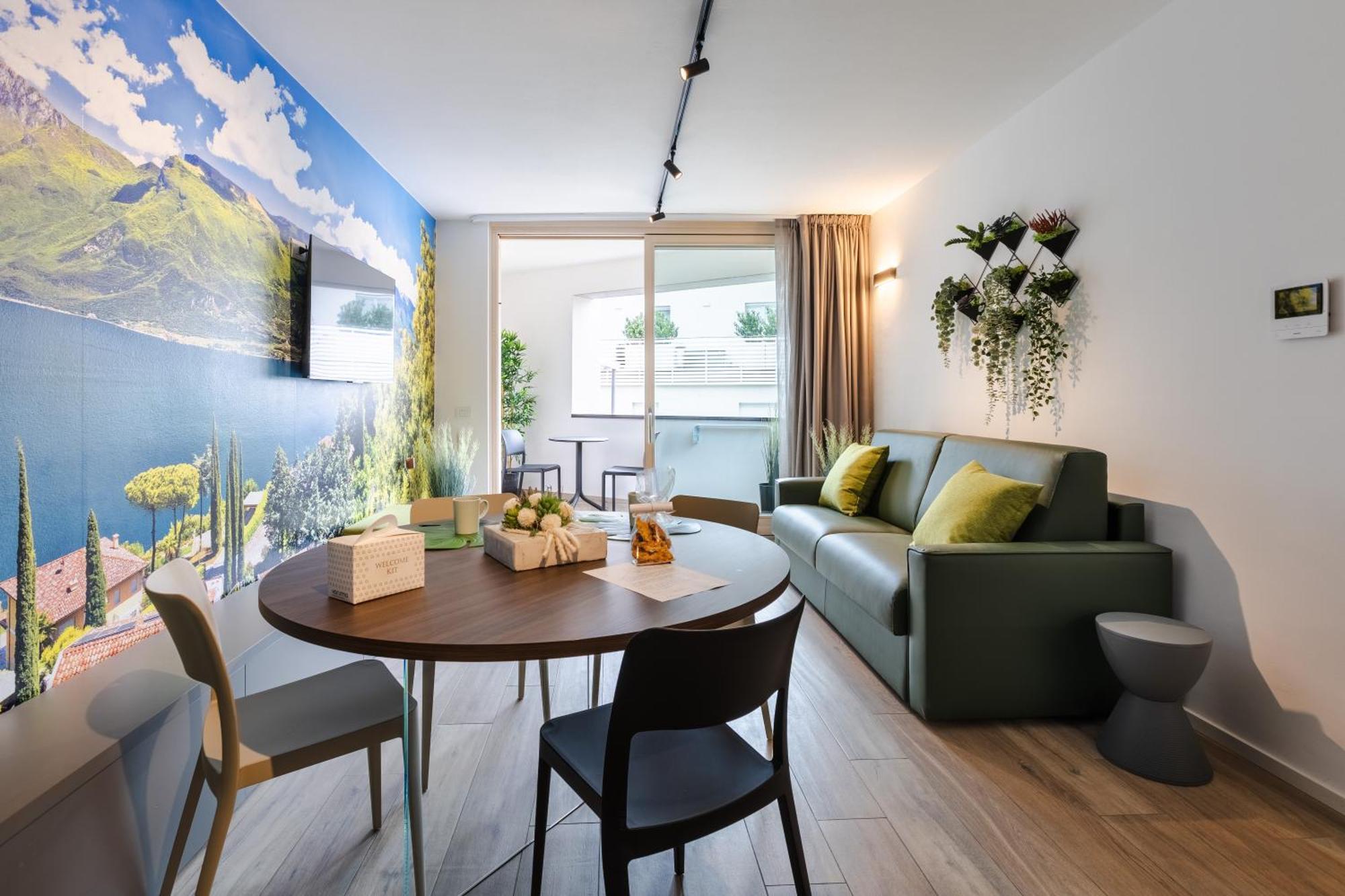 Boutique Apartments By Annalisa Torbole Sul Garda Eksteriør billede